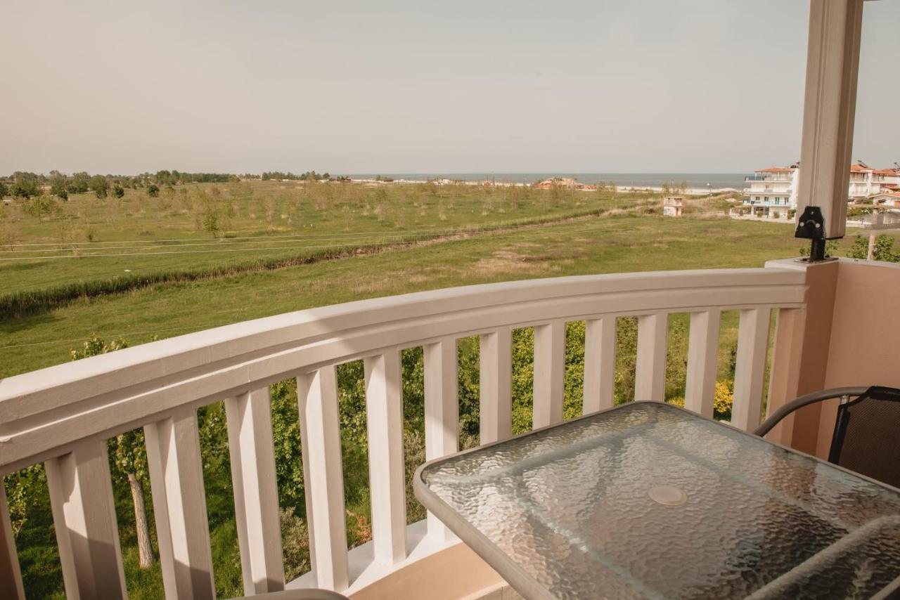 Ino Luxury Rooms Paralía Eksteriør bilde